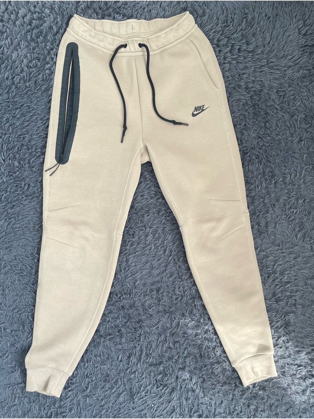 Men Size Small Nike Sportswear Tech Fleece Joggers Sweatpants Beige